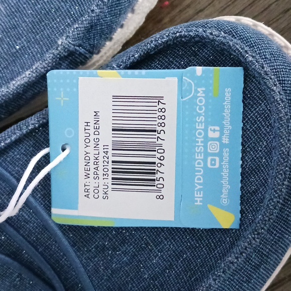 NWT Hey Dude Wendy Youth Sparkling Denim Size US Y1-L2 - Picture 2 of 5